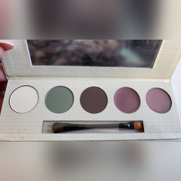 BeautiControl Blissful Collection "Serenity" Eye Shadow Lip Colour Kit - Picture 10 of 10